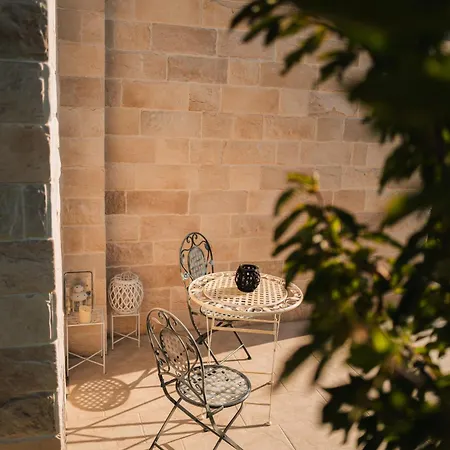 Mini Marta Kastela Bbq Jacuzzi Lawn Wifi Parking *