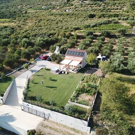 Mini Marta Kastela Bbq Jacuzzi Lawn Wifi Parking Villa